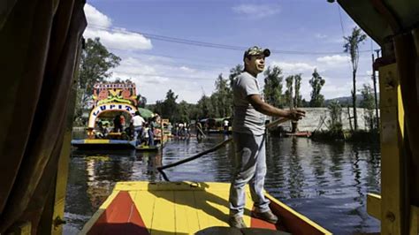 The return of Aztec floating farms .